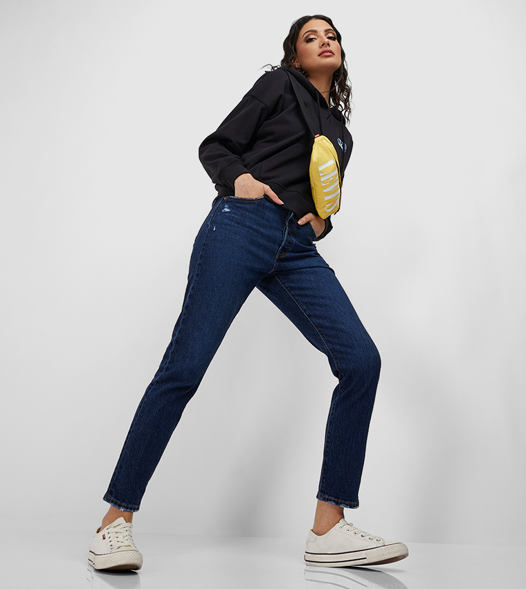 بنطلون جينز بقصة ضيقة 501