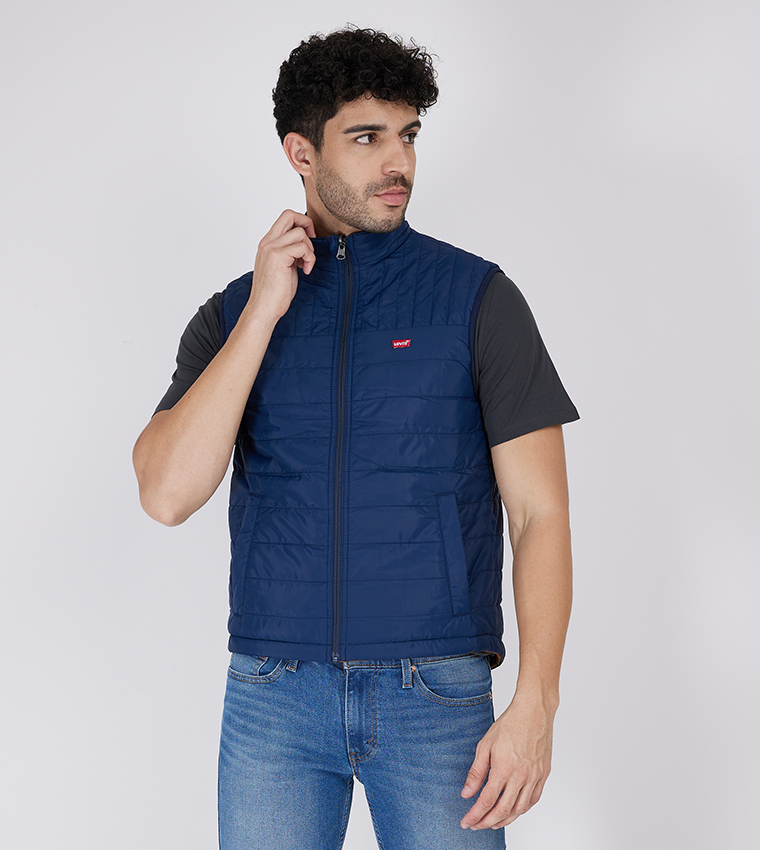 Buy Levi s Reversible Sleeveless Vest Jacket In Navy 6thStreet Kuwait