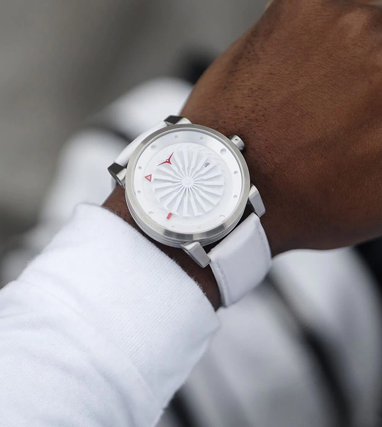 Buy Zinvo Blade Magic White Analogue Watch In White 6thStreet Bahrain