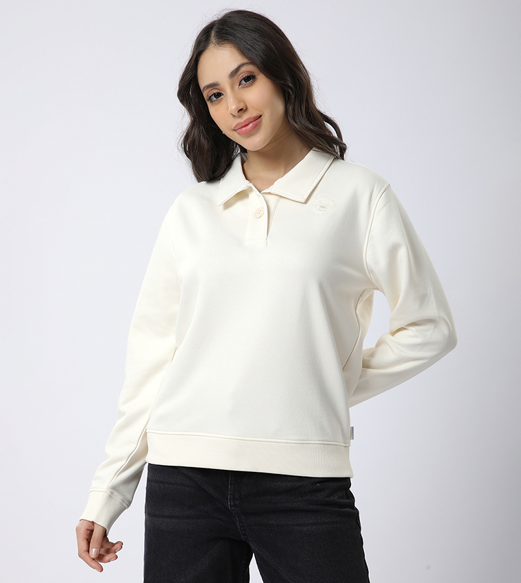 سويتر بتطريز شعار وياقة 