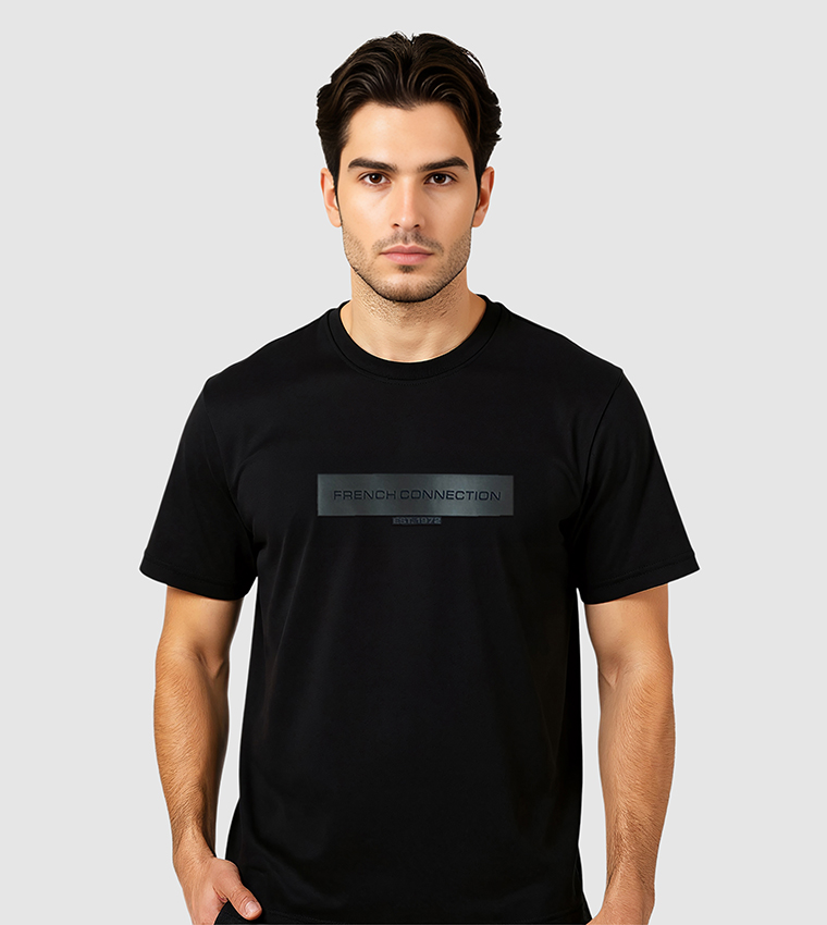 تيشيرت مطاطي بأكمام قصيرة وطبعة شعار