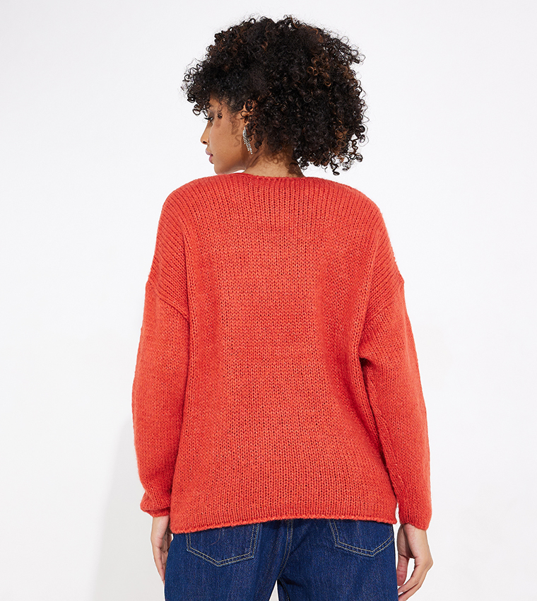 Buy Vero Moda Darya Long Sleeves V Neck Sweater In Red | 6thStreet Oman