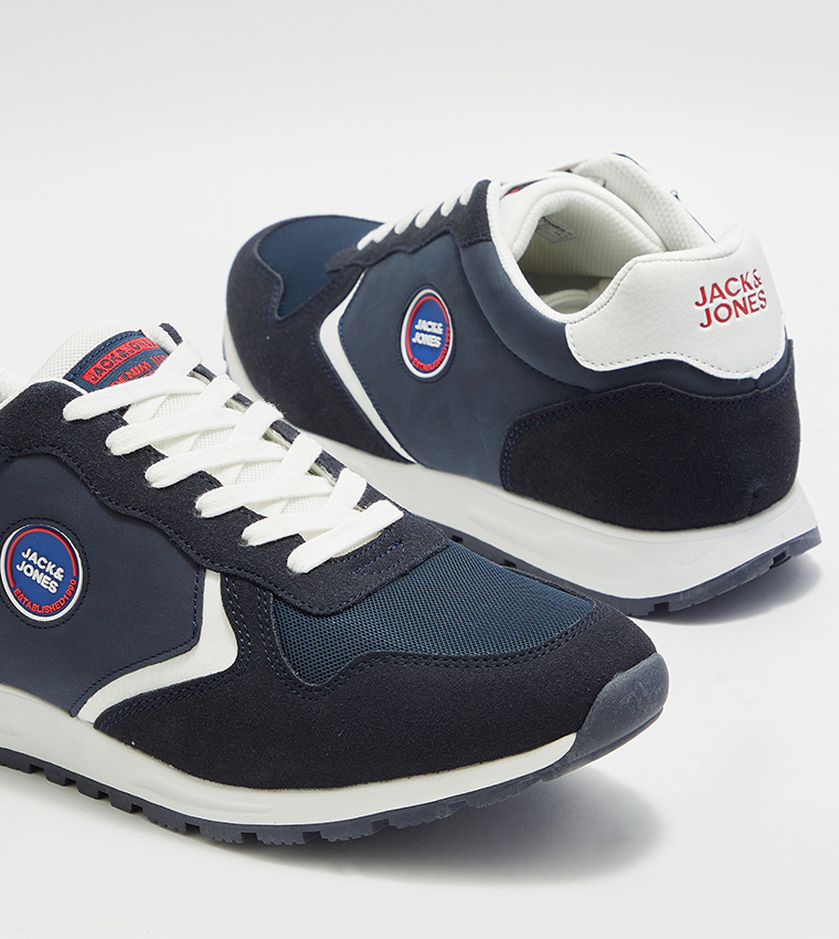 Lace Up Casual Shoes