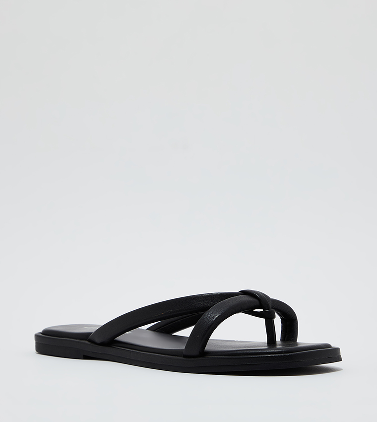 Strappy Leather Flat Sandals