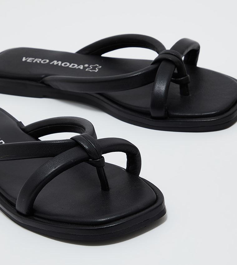 Strappy Leather Flat Sandals