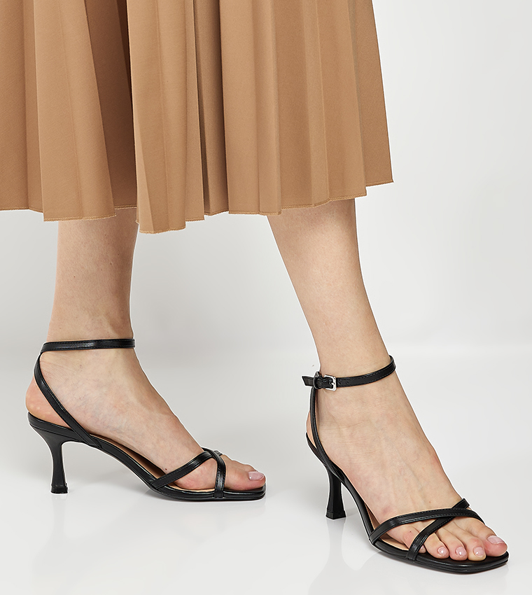 Buy Only ONLALYSSA 3 Ankle Strap Heel Sandals In Black 6thStreet UAE