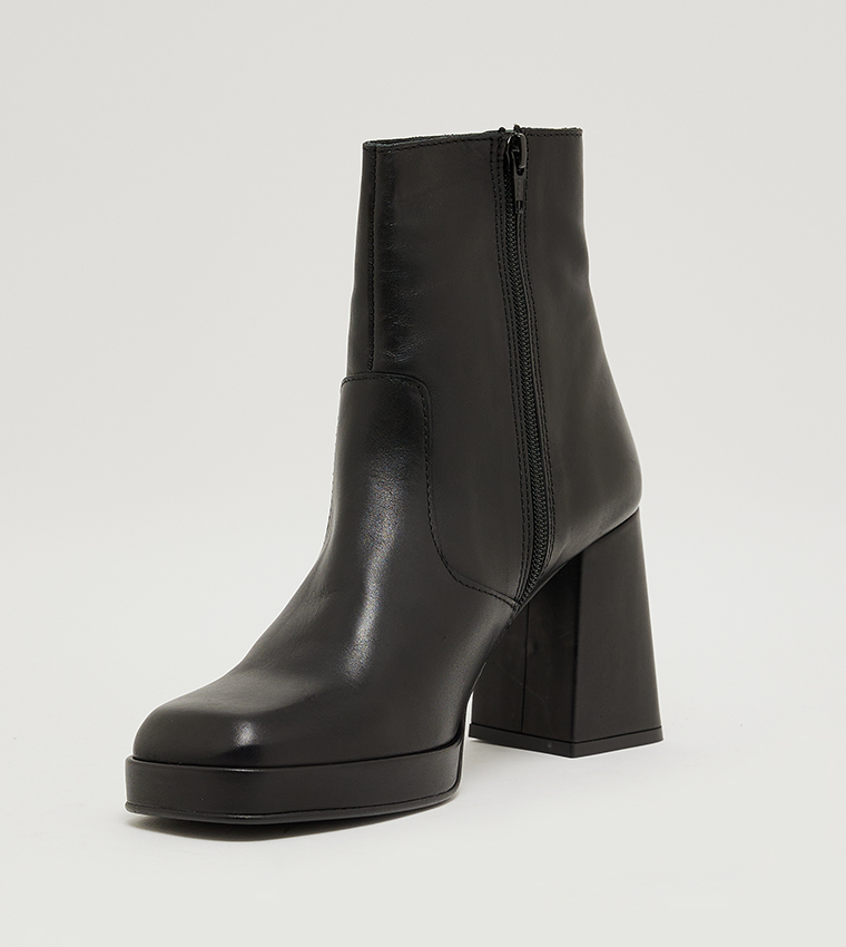 Zippered Block Heel Mid-Top Boots