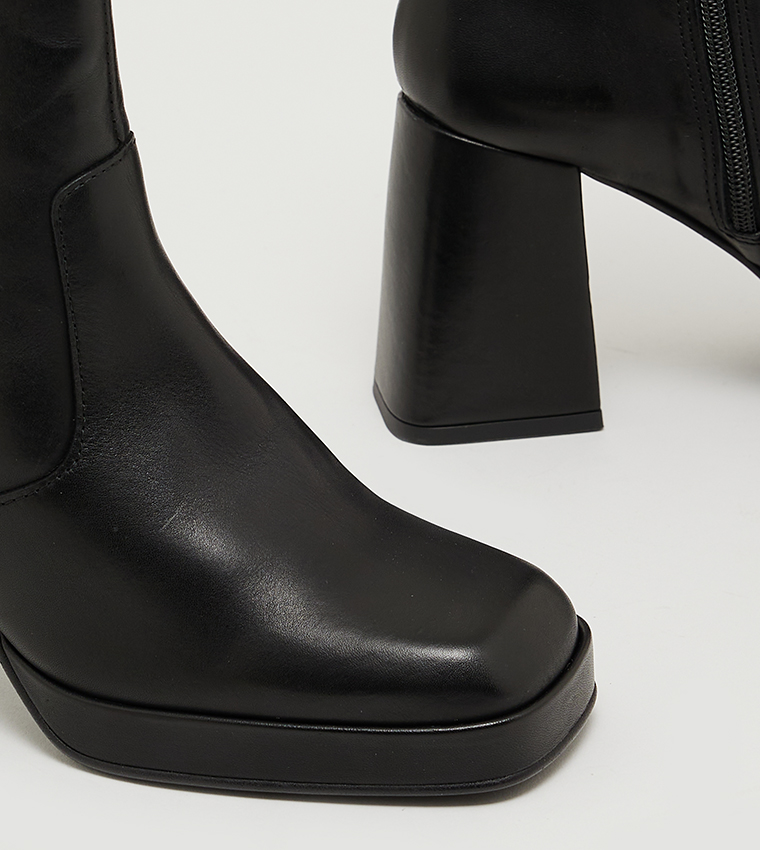 Zippered Block Heel Mid-Top Boots