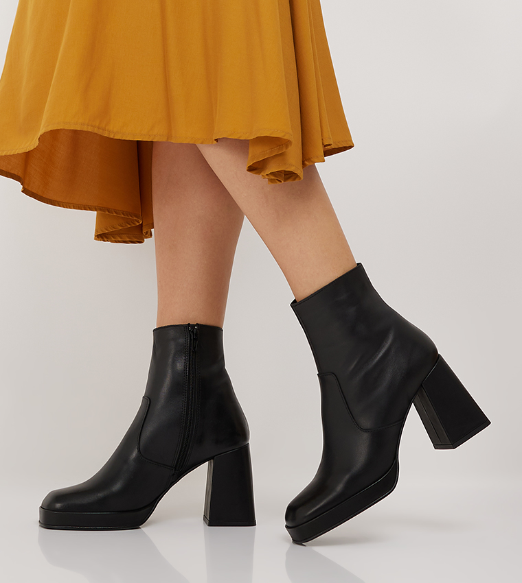 Zippered Block Heel Mid-Top Boots