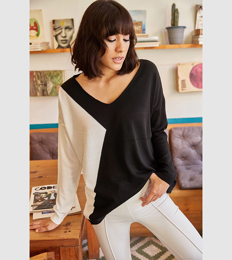 Color block v neck sweater hotsell