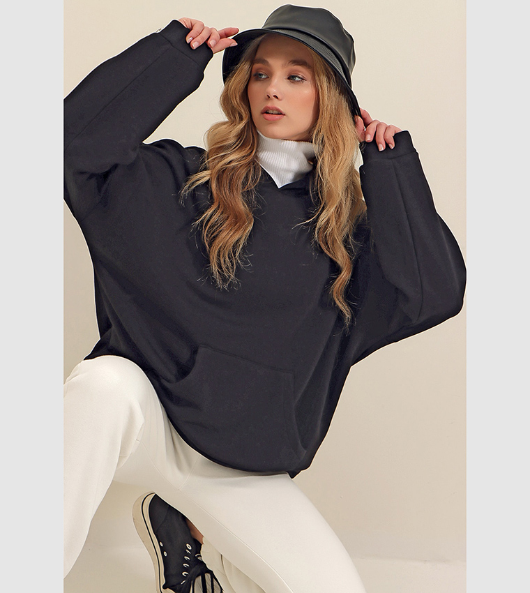 Solid Kangaroo Pocket Oversized Hoodie