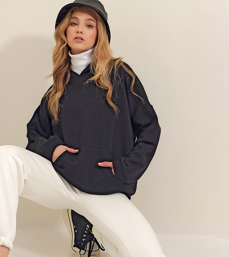Solid Kangaroo Pocket Oversized Hoodie