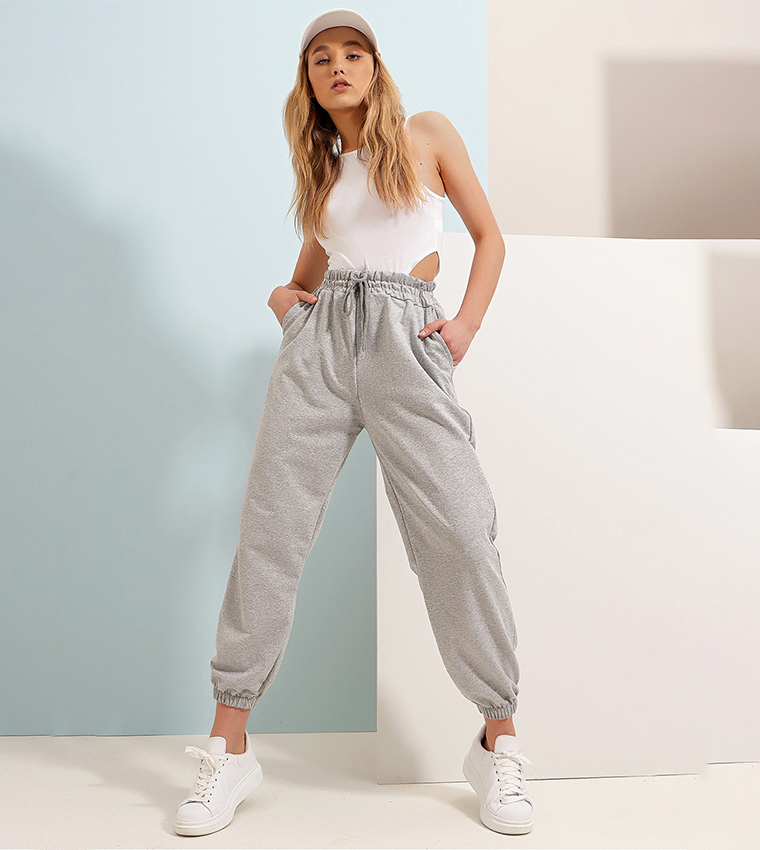 Buy Trend Alaçatı Stili Drawstring Waist Two Yarn Sweatpants In Grey