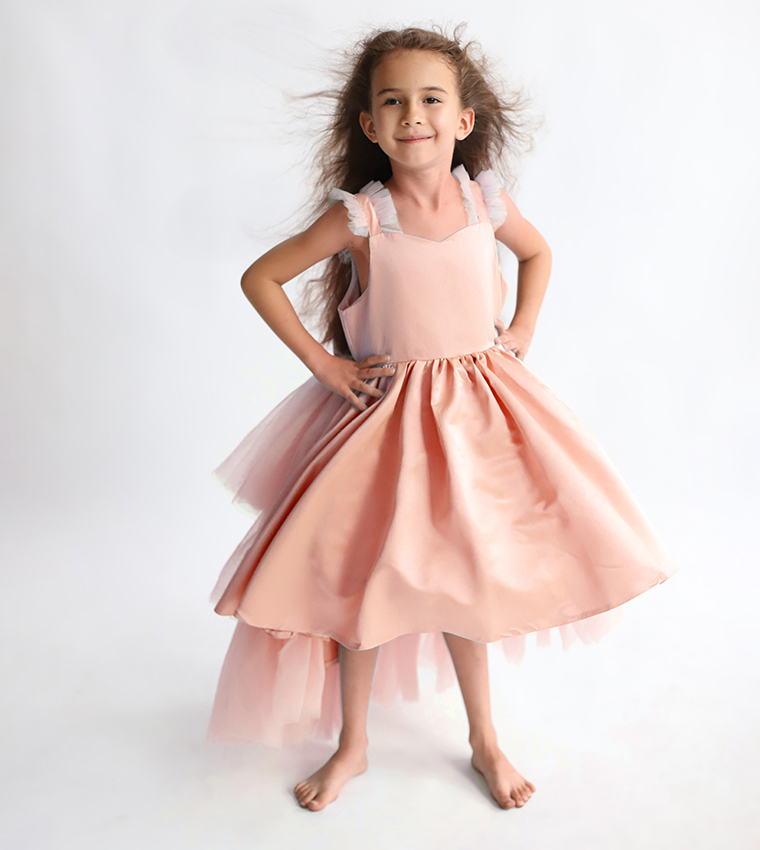 Flared Sleeveless Long Tail Dress