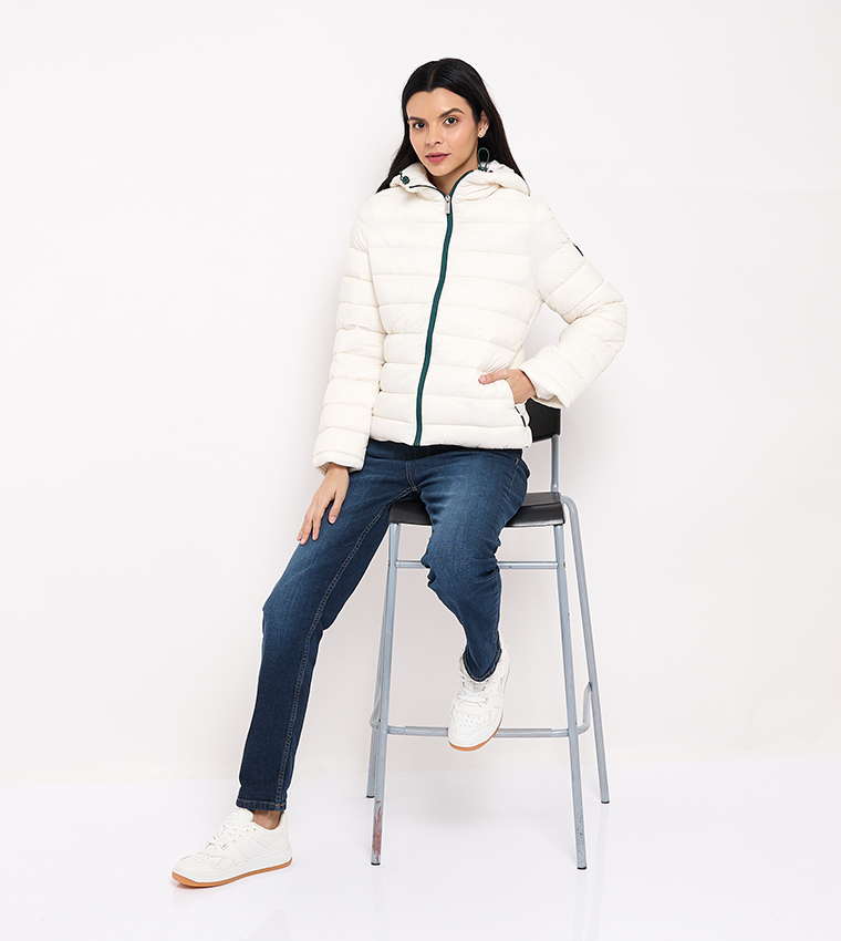Logo Badge Hooded Puffer Jacket