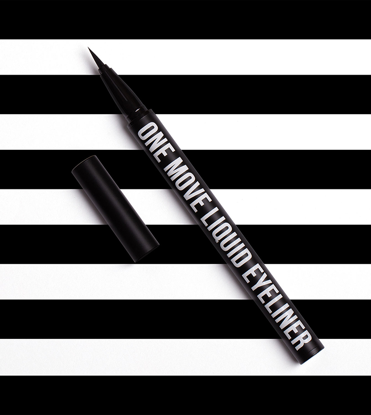 One Move Liquid Eyeliner - Black