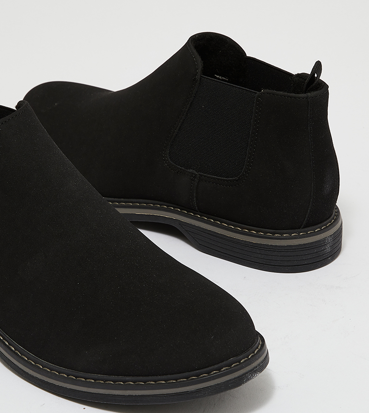 ankle length chelsea boots