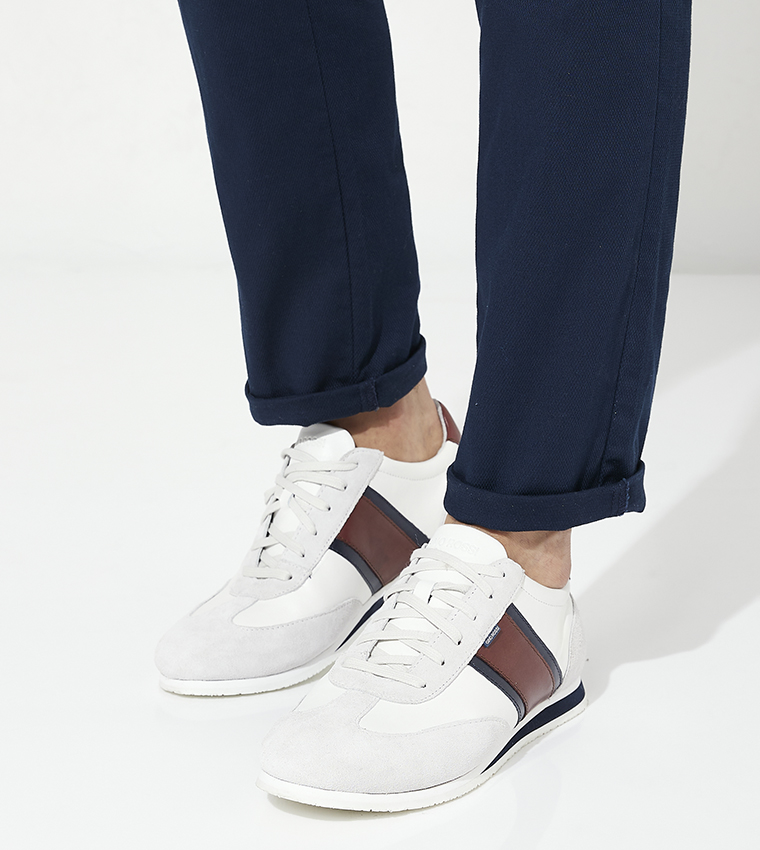 Low Top Lace-Up Casual Shoes