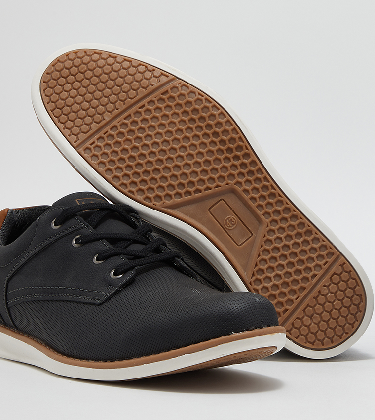 Round Toe Casual Lace Up Shoes