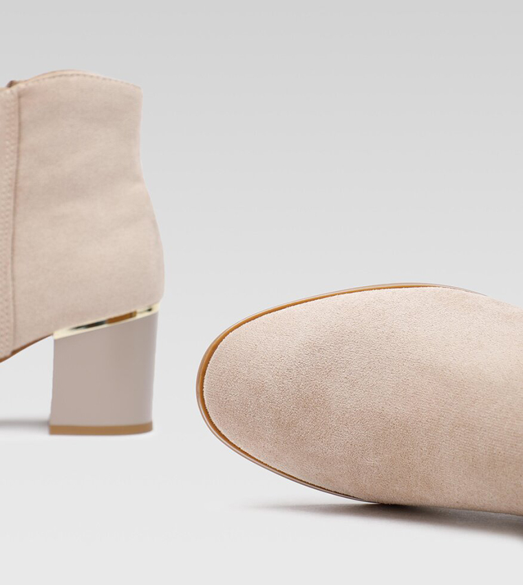 Pointed Toe Ankle Boots