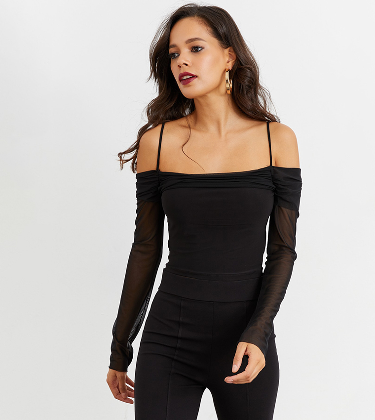 Buy Cool And Sexy Off Shoulder Crop Top In Black 6thstreet Saudi Arabia 