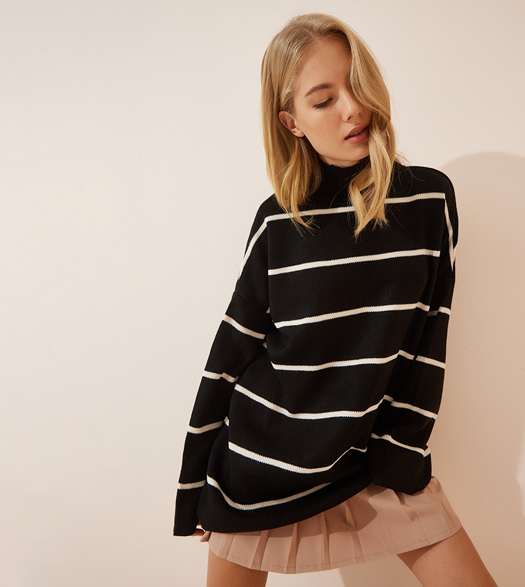 Oversized shop sleeve jumper