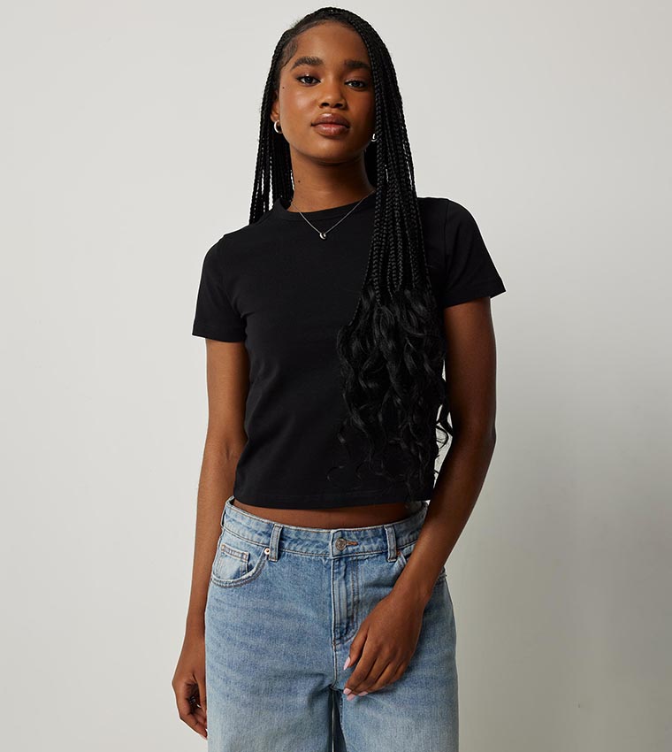 Solid Crew Neck Crop T-Shirt