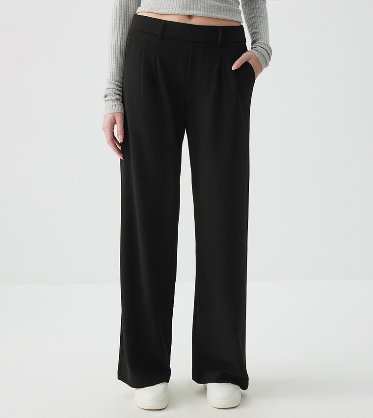 Solid Mid Rise Wide Leg Trousers