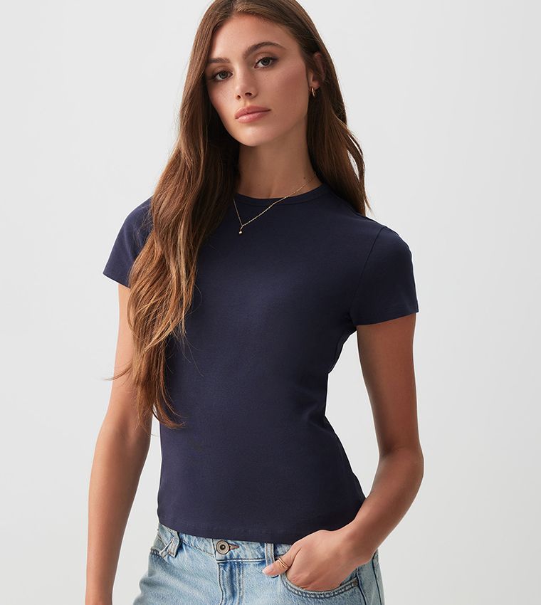 Solid Crew Neck Cropped T-Shirt