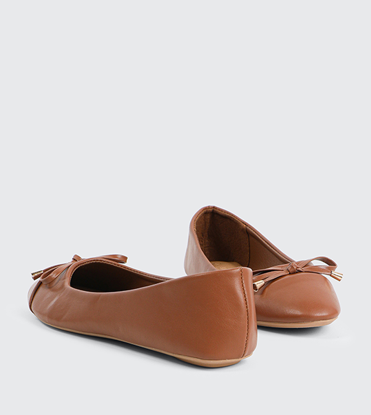 Bow Detail Round Toe Ballerinas