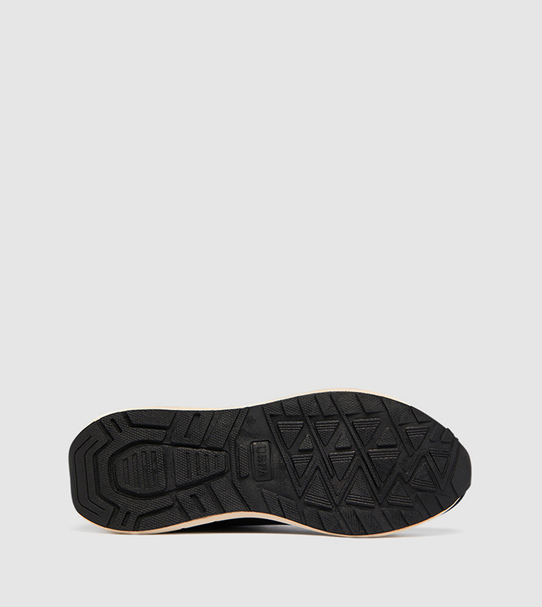MATCA Logo Detail Lace-Up Sneakers