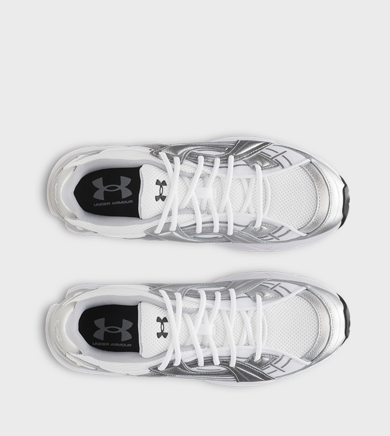 SOLA Textured Low-Top Sneakers