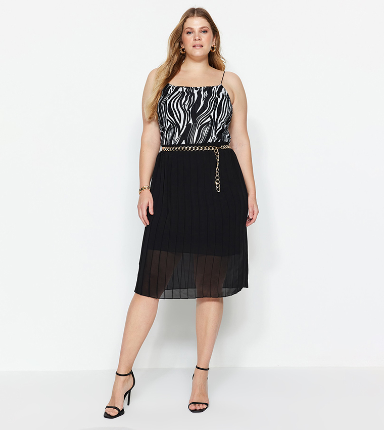 Plus size accordion outlet pleated skirt