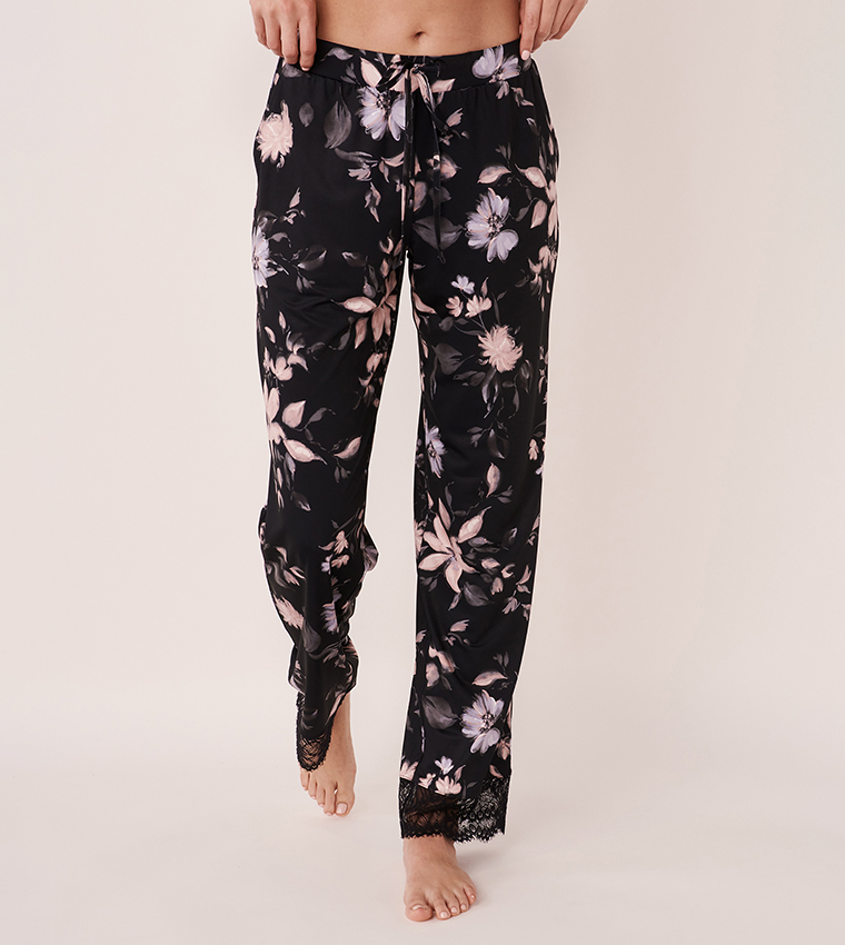 Lace trim pants hotsell