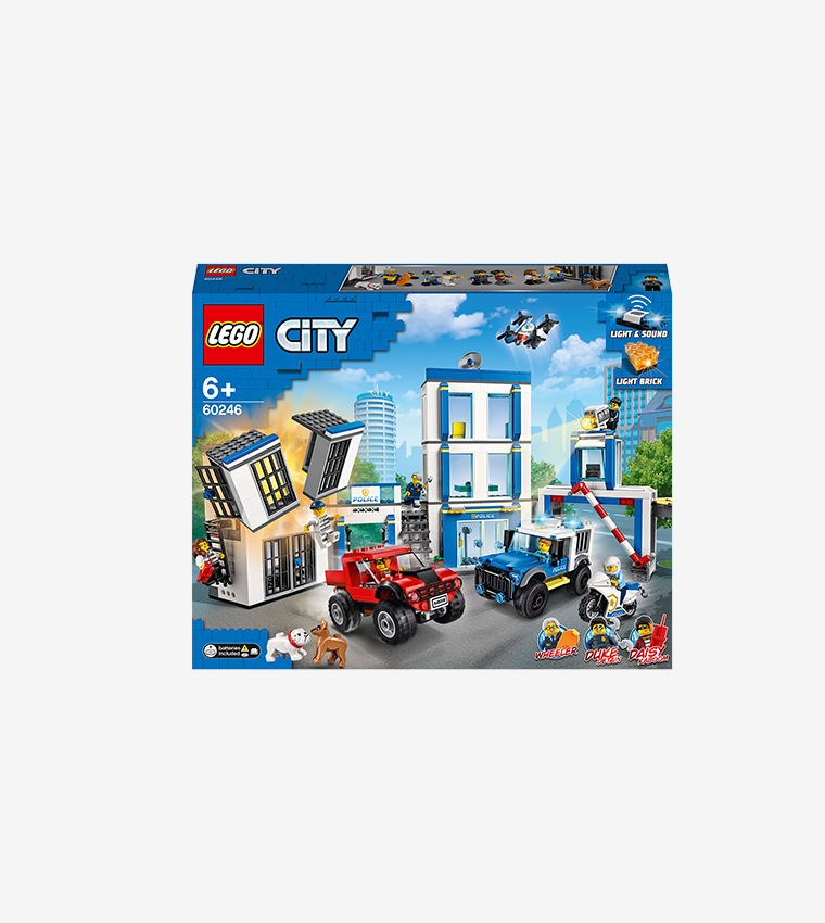 LEGO City Police Station 60246 police toy, fun construction game for children, new 2020 (743 pieces)