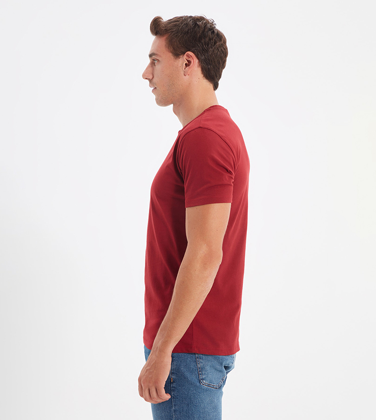 Basic Slim Fit T-Shirt
