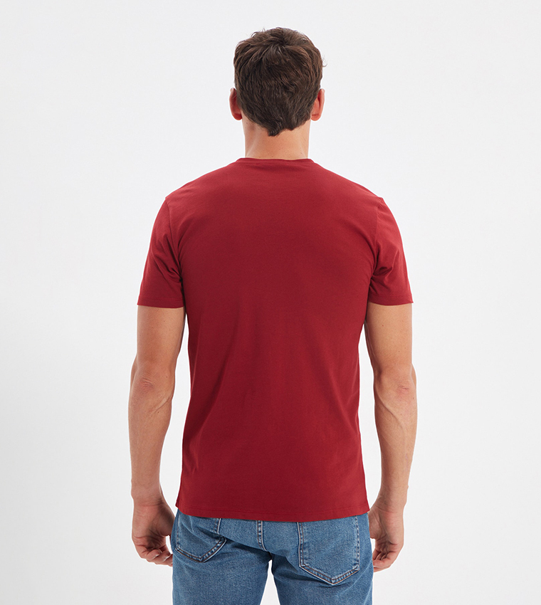 Basic Slim Fit T-Shirt