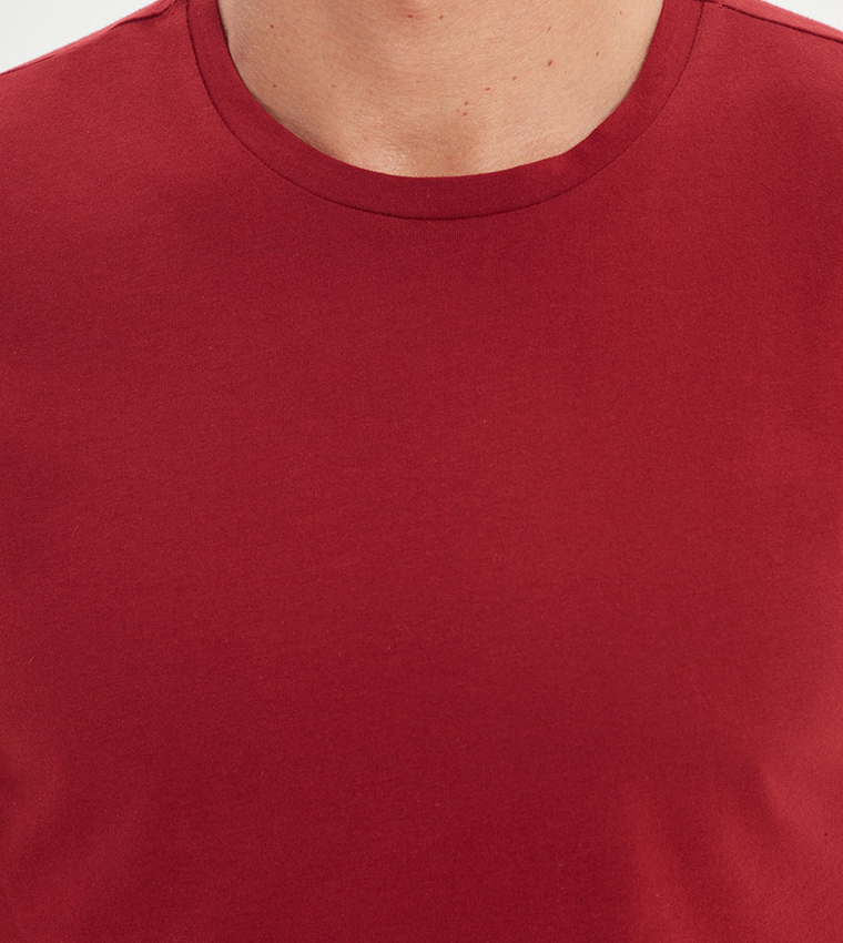 Basic Slim Fit T-Shirt