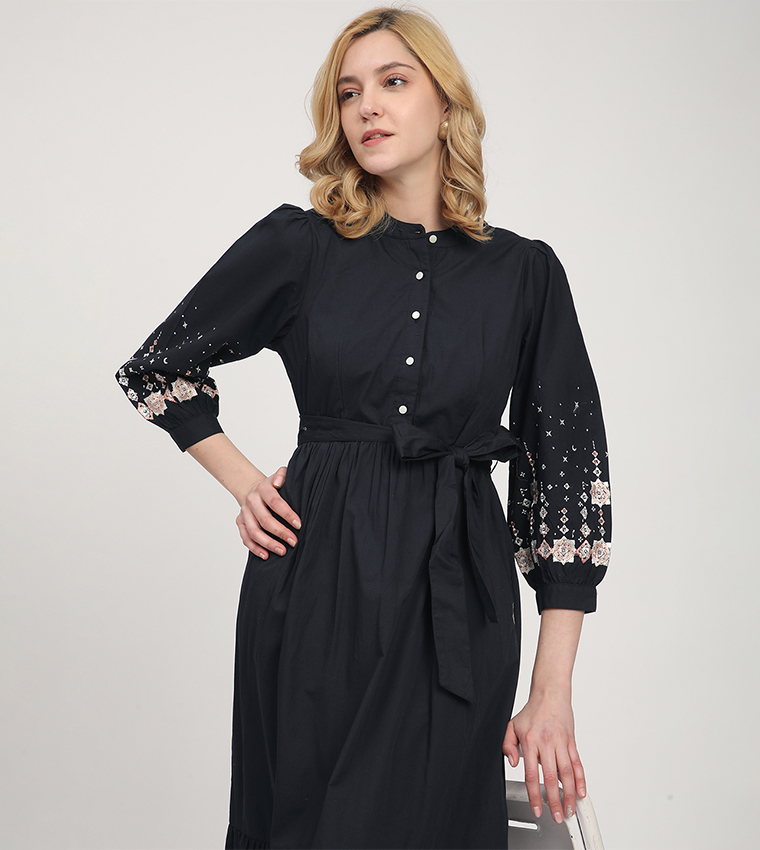Embroidered Mandarin Collar Midi Dress