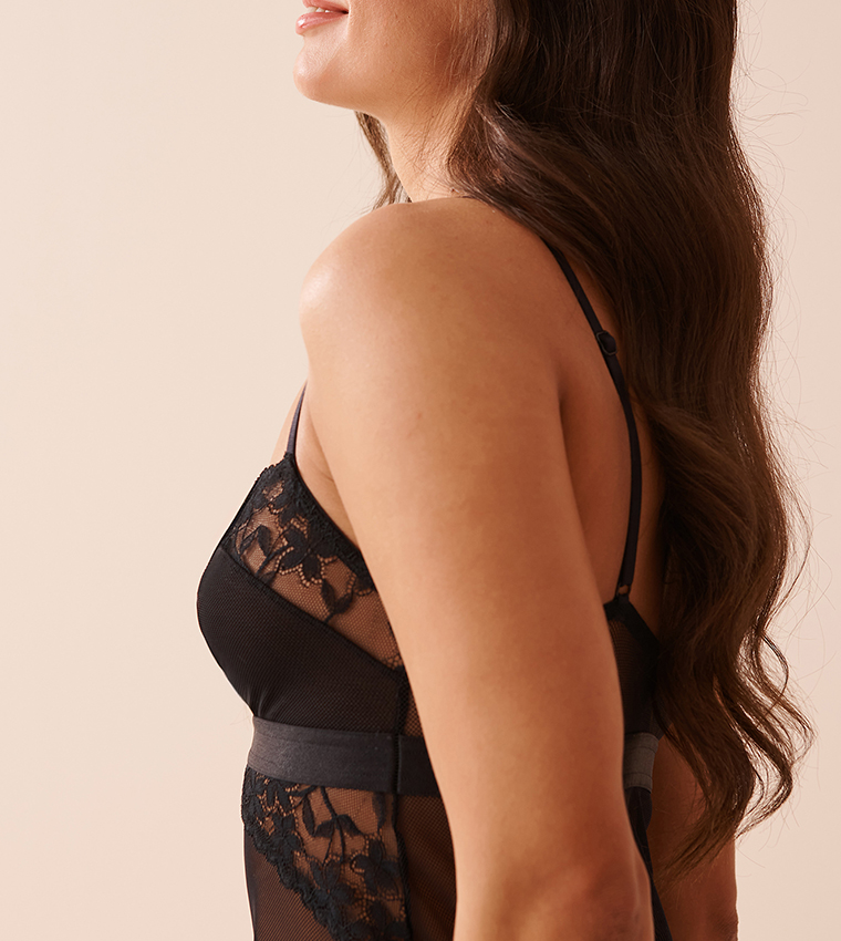 Scalloped Lace and Mesh Babydoll