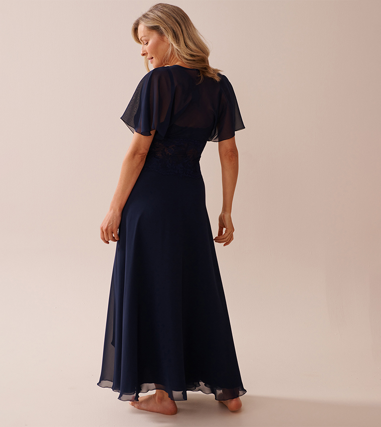 قميص نوم مفتوح من الأمام بشيفون ودانتيل