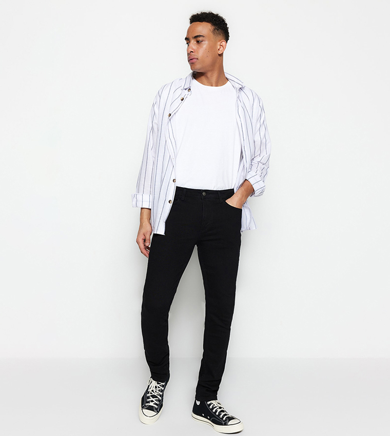 Skinny Fit Button Closure Jeans