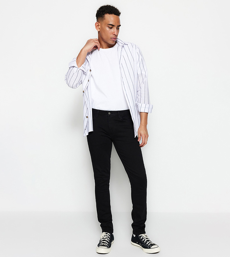 Skinny Fit Button Closure Jeans