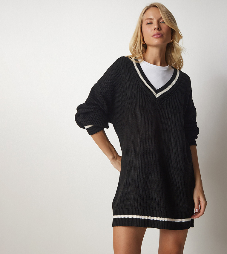 Oversized black 2025 v neck sweater