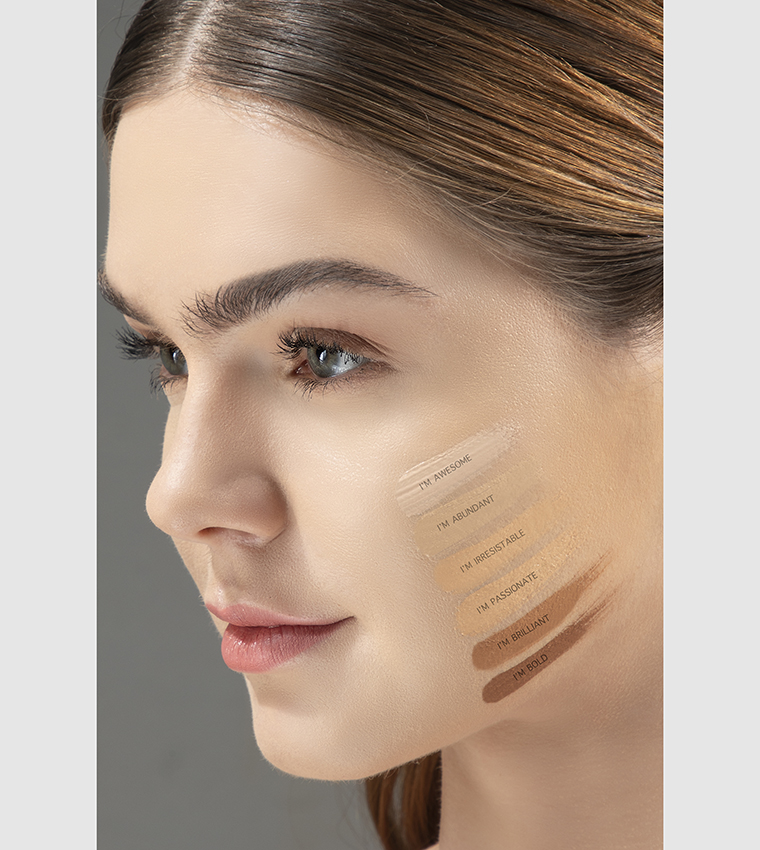 Vegan Matte Foundation and Concealer 30ml - Chin Up Collection