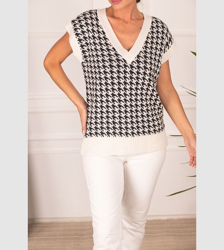 Crowbarn Patterned V-Neck Sweater Vest