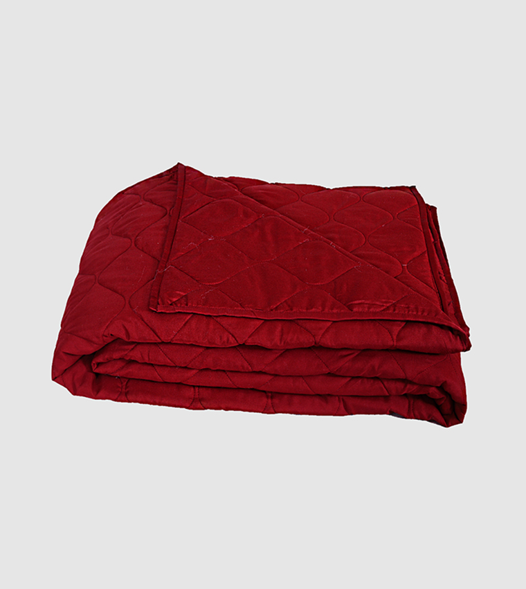 Buy HIS & HERS Micro Quilted Bed Spread Sheet In Maroon 6thStreet Qatar