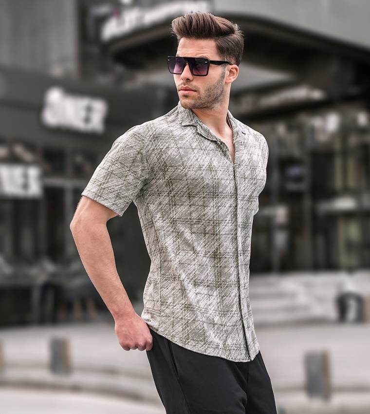 Buy Madmext Patterned Revere Collar Shirt In Green | 6thstreet Oman