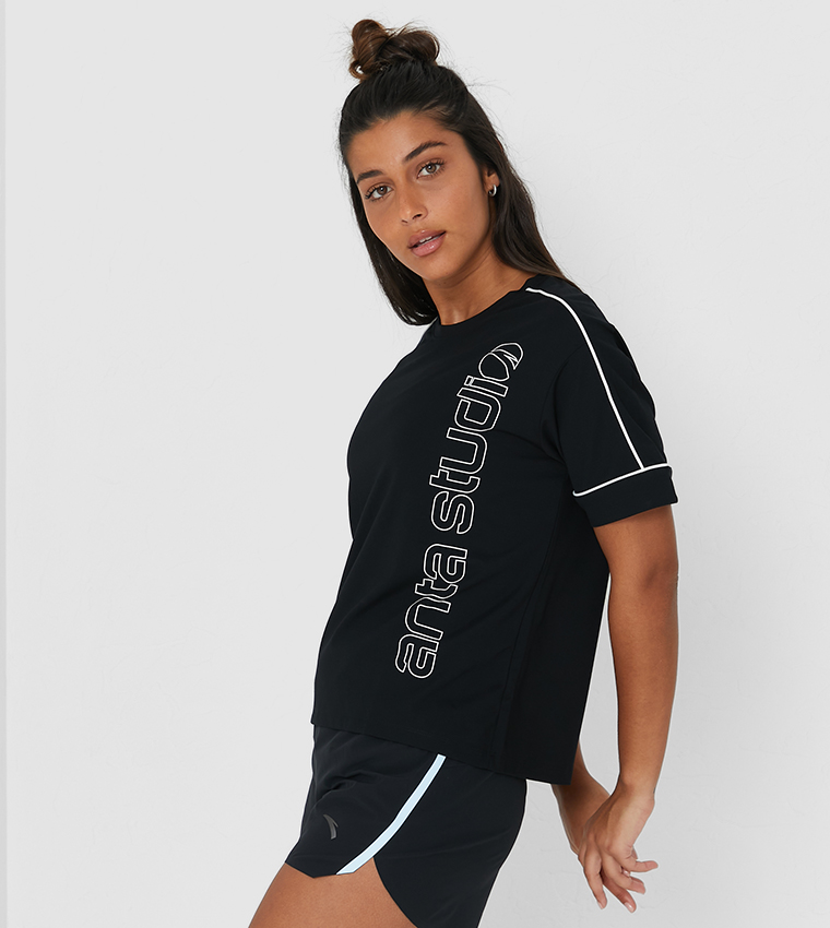 قميص بأكمام قصيرة - أسود