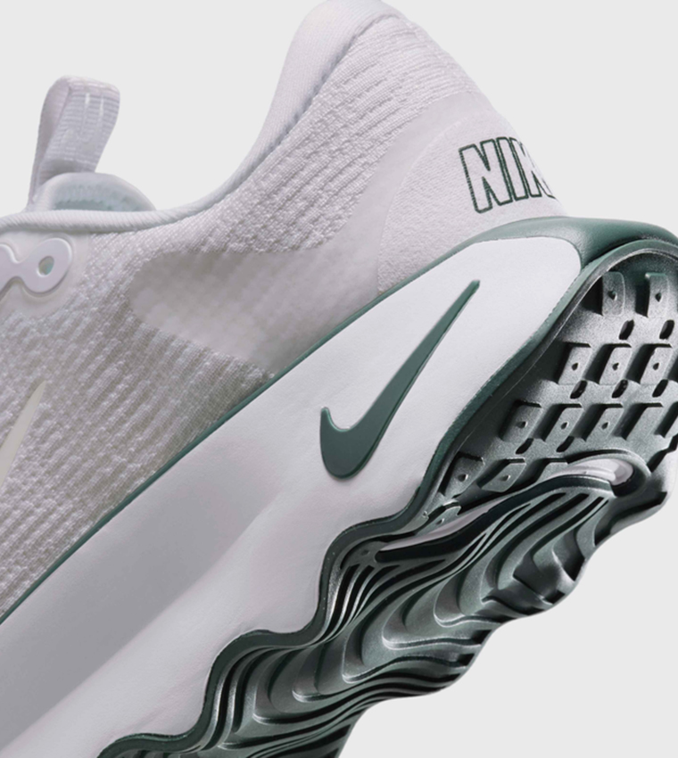 MOTIVA Lace-Up Walking Shoes